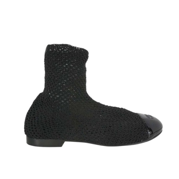 Rare CHANEL Crochet Patent Leather Cap Toe Sock Booties in Black, Size 35 - Picture 3 of 11